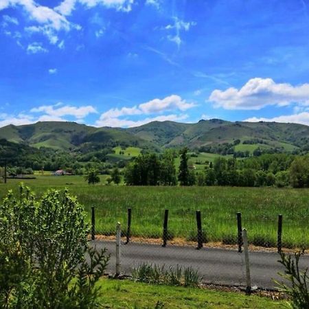 Maison Familiale Pays Basque Ahaxe-Alciette-Bascassan Bagian luar foto